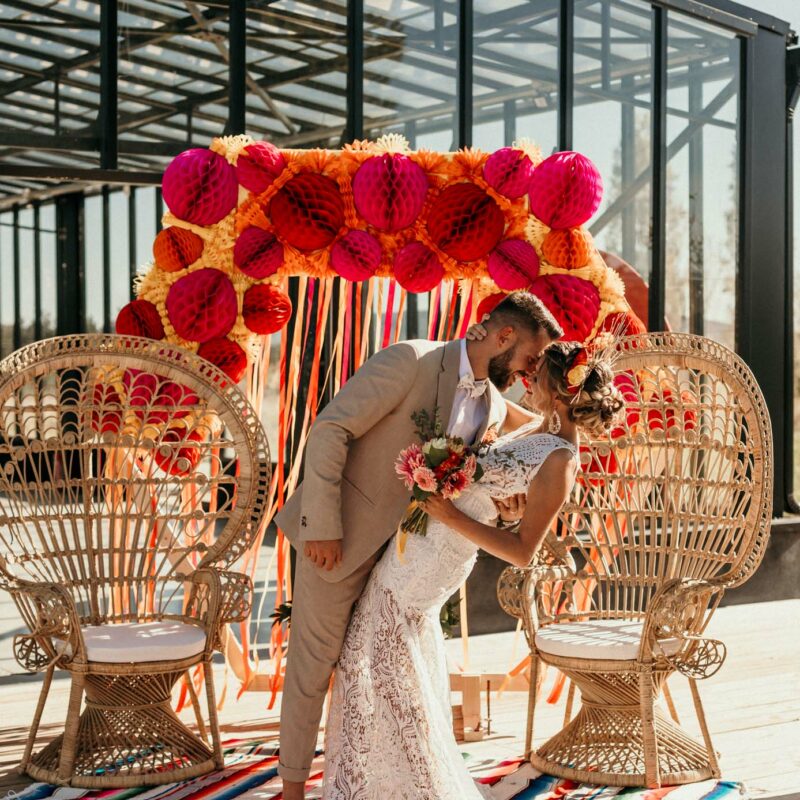 Mariage coloré couple
